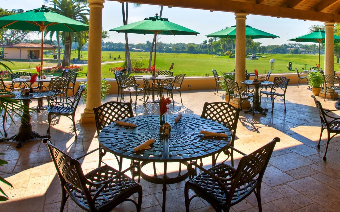 Dine by the golf course